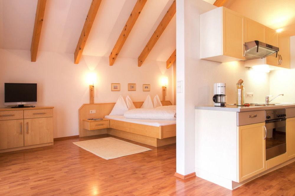 Sankt Johann Spa Suites & Apartments Prato allo Stelvio Exterior photo